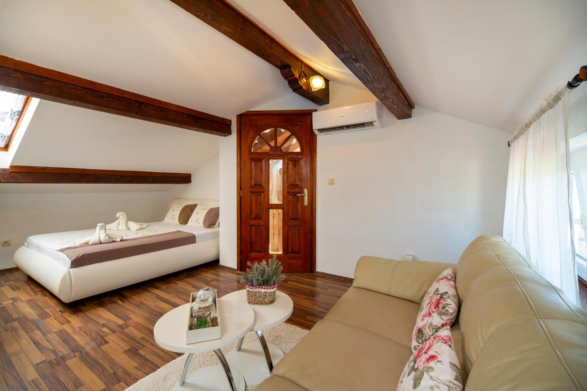 Apartman Viki Stinjan Pula Exteriér fotografie