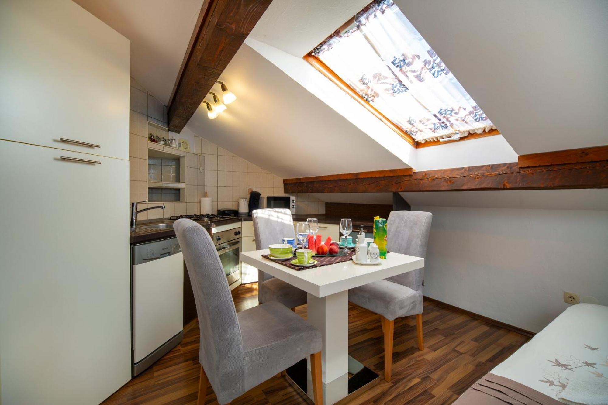 Apartman Viki Stinjan Pula Exteriér fotografie
